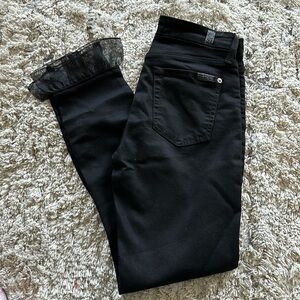 7 for all mankind Black the ankle skinny. Sz 25